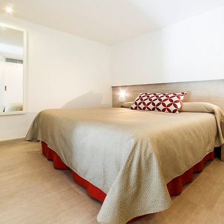 Apts. Hoposa Villa Concha Port de Pollenca Bagian luar foto